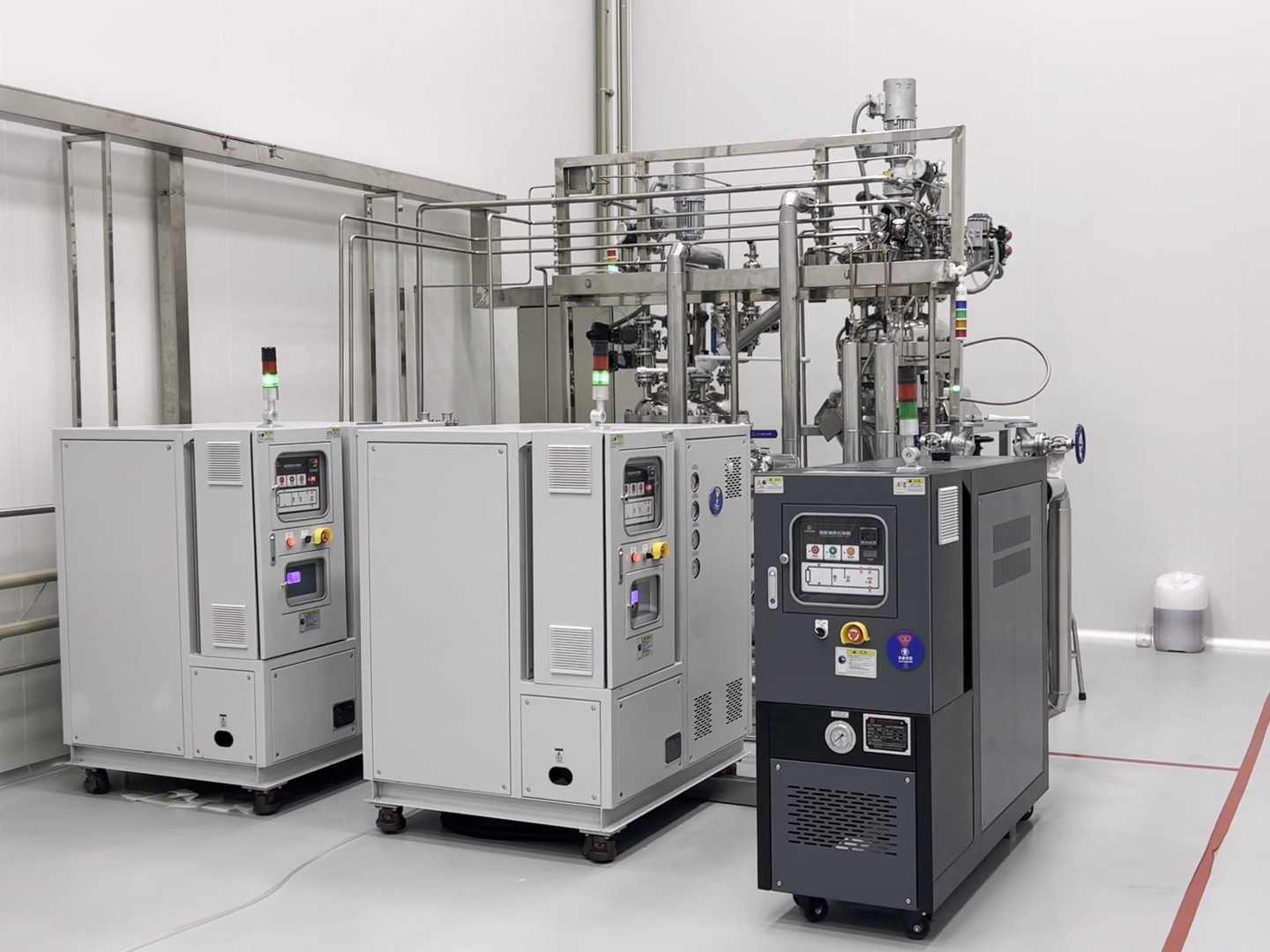 化工行業用冷熱一體機2