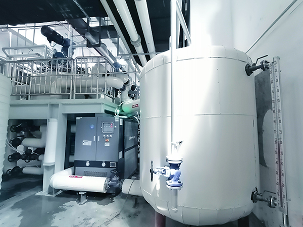 新能源控溫模溫機