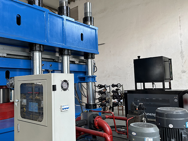 橡膠控溫模溫機(jī)