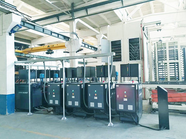 復合材料模溫機